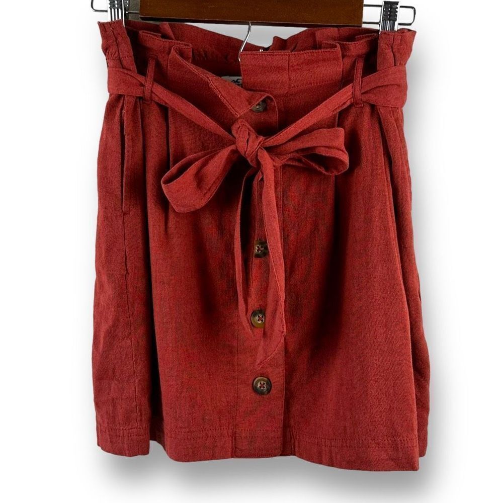 Hollister burnt orange ultra‎ high rise paper bag skirt size M